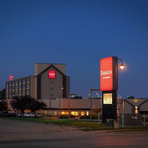 Ramada By Wyndham Cedar Rapids